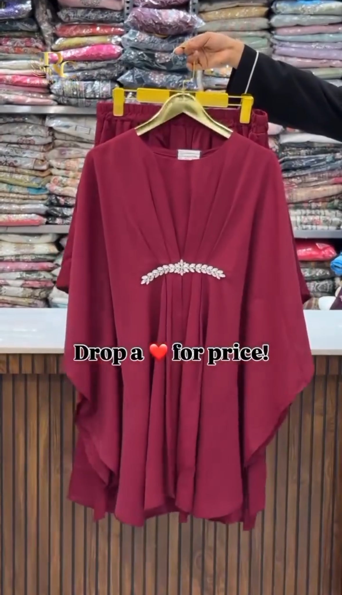 2 Pcs (Western Kaftan)