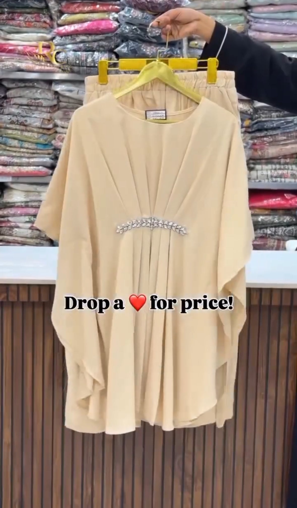 2 Pcs (Western Kaftan)