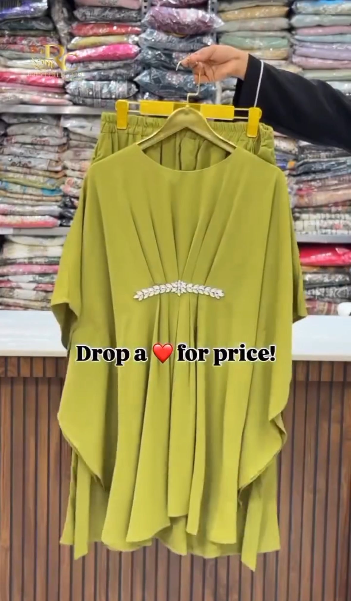 2 Pcs (Western Kaftan)