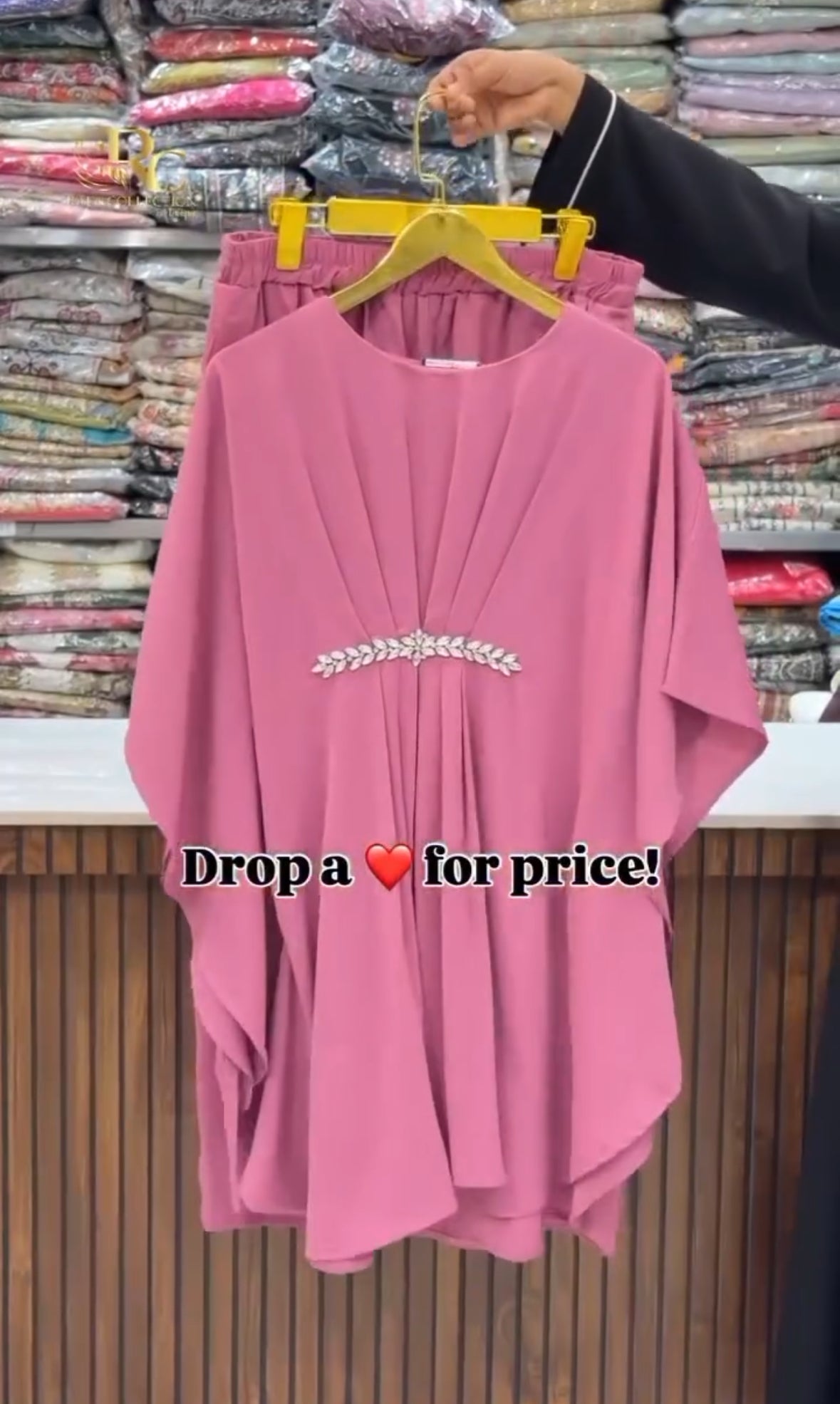 2 Pcs (Western Kaftan)
